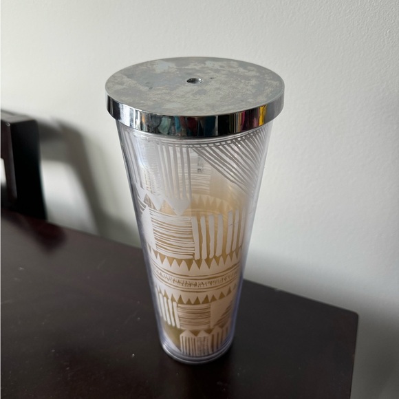 Starbucks tumbler - Picture 2 of 2